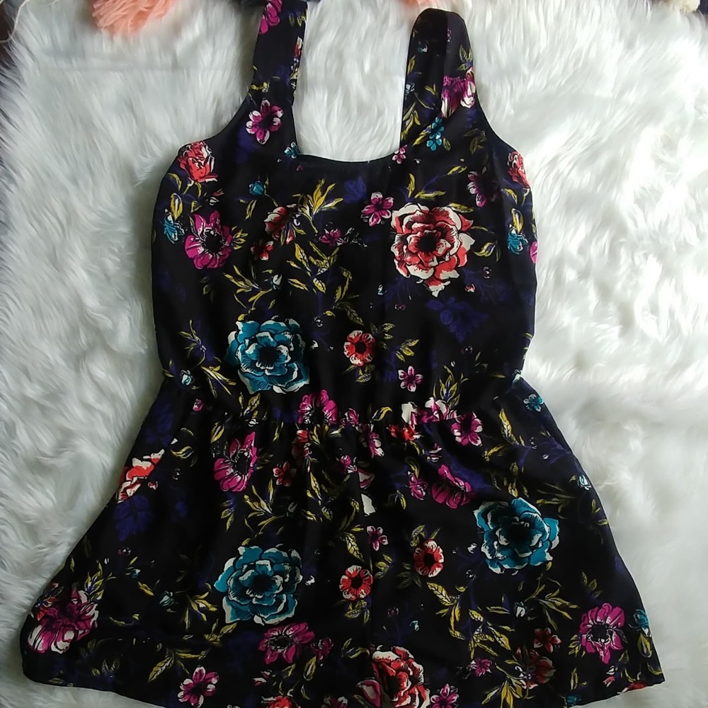 🎉HOST PICK🎉 Xhilaration Floral Romper
